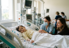 „Dumnezeu a ales ca ea să trăiască”: O fetiță de un an și jumătate, salvată printr-un transplant hepatic maraton