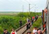TRAGEDIE ÎN JUDEȚUL IAȘI: Două persoane au murit după ce mașina în care se aflau a fost spulberată de tren la Sârca