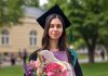 Triumf prin simplitate și talent: Naomi Pascal, tânăra din Bârlești admisă cu 9,34 la Arhitectură în Iași